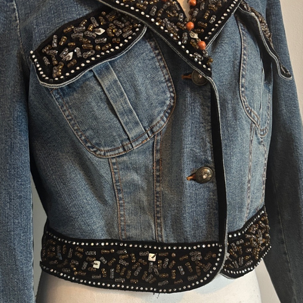 Vintage Stunning Simon Chang Medium Blue Denim Jacket with Beaded Embellishment - Picture 3 of 15